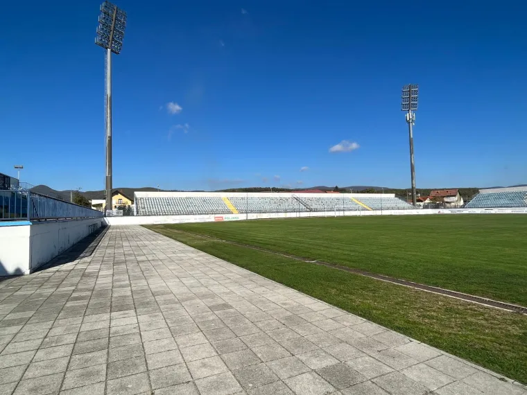 Sauna, teretana i VIP ulaz: Nekada se na ovom stadionu igrala Europa, a sada klub iz pete lige