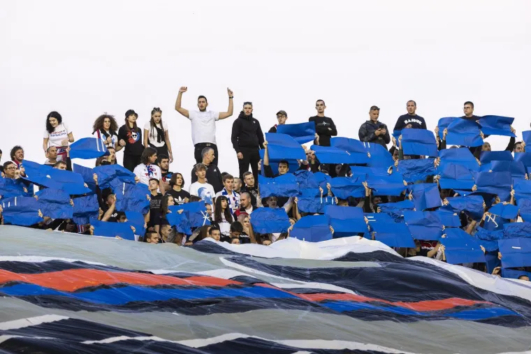 Veličanstvena atmosfera na Poljudu: Pogledajte kako je Torcida obilježila poseban trenutak