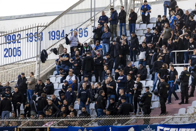 Ultrasi vode svoju bitku, ovo je totalni 'hard core': Pogledajte kadrove prave navijačke groznice