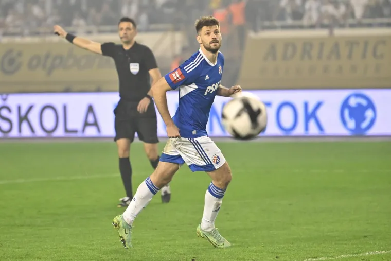 Ovo niste mogli vidjeti na TV-u. Nakon derbija izbio požar na tribini s Boysima, vatrogasci imali pune ruke posla