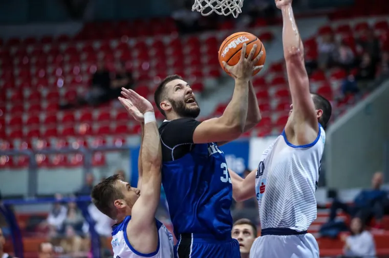 Ko&scaron;arka&scaron;i Dinama namučili Cibonu u povijesnoj utakmici