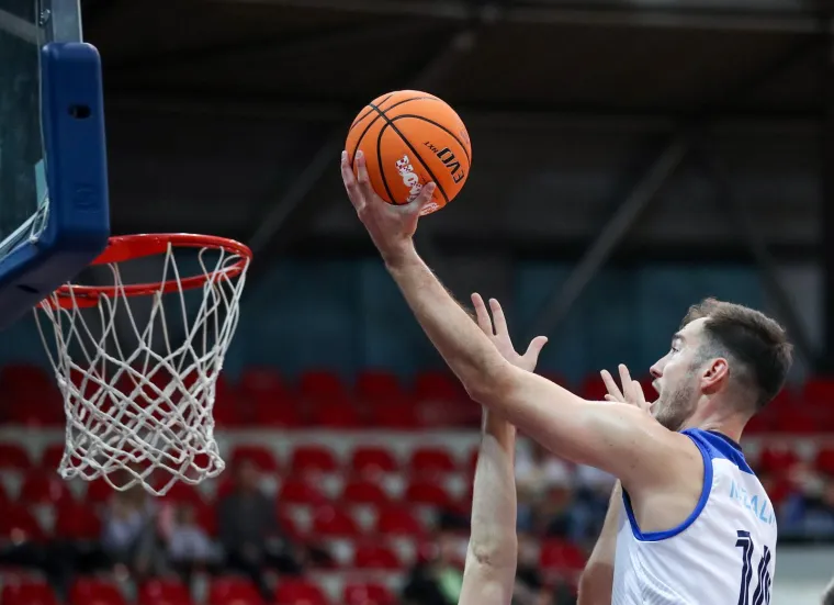 Ko&scaron;arka&scaron;i Dinama namučili Cibonu u povijesnoj utakmici