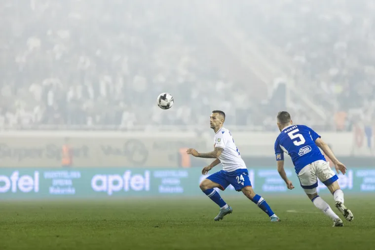 Dimna zavjesa na Poljudu progutala igrače, bilo je kao u filmovima strave