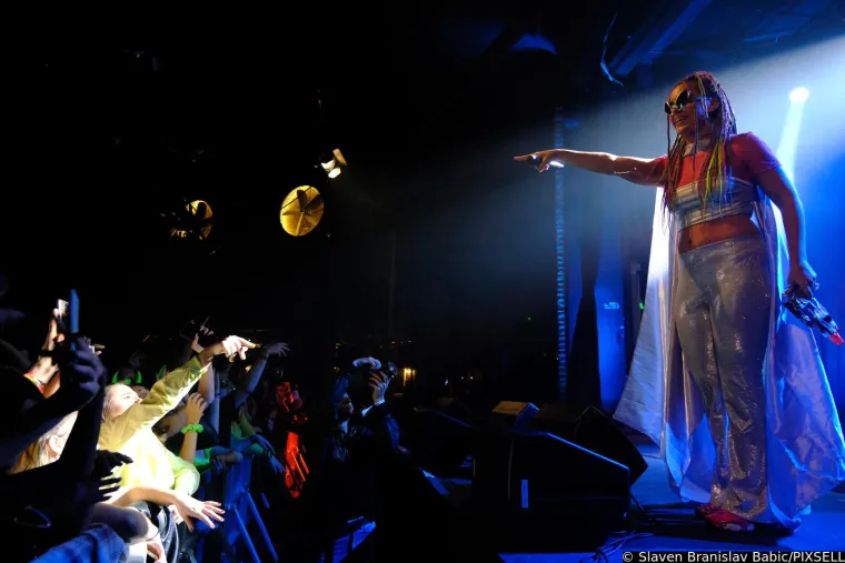 Vatrena Mimi Mercedes napunila Tvornicu i Zagrepčanima priredila savr&scaron;en miks seksepila, ekstravagancije i hip-hopa