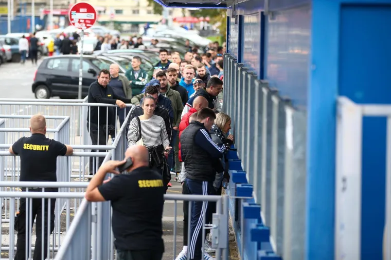 Zagreb na nogama: Velika potražnja za ulaznicama za posljednji Dinamov domaći okr&scaron;aj u LP