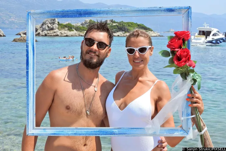 &quot;Malo ženi treba, pogotovo ako je prirodno lijepa, a svaka žena je lijepa. Svi imamo tu neku svoju ljepotu, bila unutrašnja, bila vanjska, ni jedna žena na ovom svijetu nije ružna, sa svim manama. Znaš što je meni lijepo? Nije to fizički izgled, bitno je da netko zrači. Uzalud ti je sva ljepota, ako nemaš karizmu, energiju, ono nešto&quot;, pojasnila je bivša voditeljica.