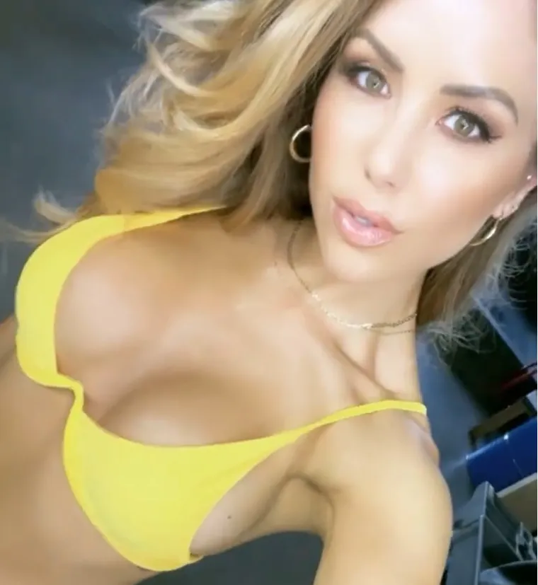 Prezgodna UFC-ova djevojka opet rastura Instagram svojim fotkama, bit će vam jasno i zašto