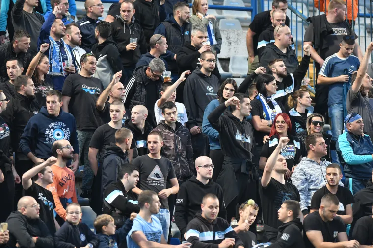 Slaven Belupo - Rijeka / 1413 gledatelja