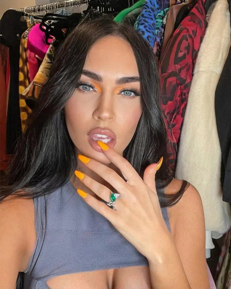 Oprez! Duboko udahnite prije nego što otvorite najbolje od najboljih izdanja Megan Fox