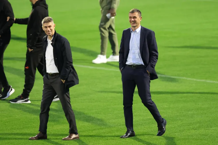 Nesvakida&scaron;nje scene na Maksimiru: Rossoneri nisu odradili trening, &scaron;etali su po stadionu