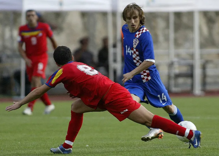 Luka Modrić uvijek je davao sve za Hrvatsku, uživajmo ljudi dok traje: Pogledajte veliku galeriju od 2006. do danas na&scaron;eg najvećeg nogometa&scaron;a ikad
