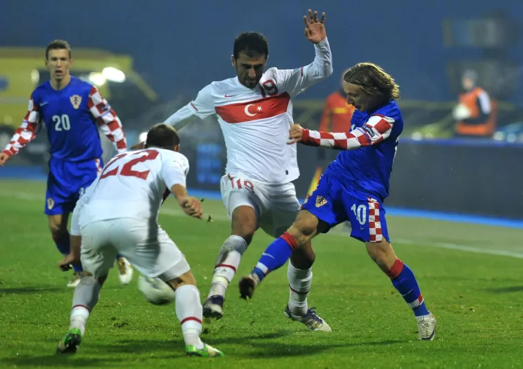 Luka Modrić uvijek je davao sve za Hrvatsku, uživajmo ljudi dok traje: Pogledajte veliku galeriju od 2006. do danas na&scaron;eg najvećeg nogometa&scaron;a ikad