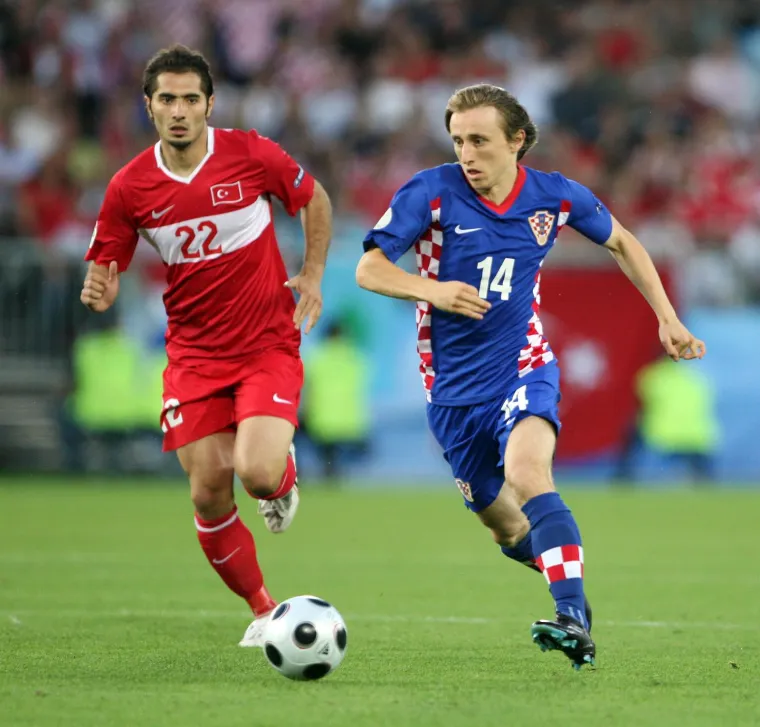 Luka Modrić uvijek je davao sve za Hrvatsku, uživajmo ljudi dok traje: Pogledajte veliku galeriju od 2006. do danas na&scaron;eg najvećeg nogometa&scaron;a ikad