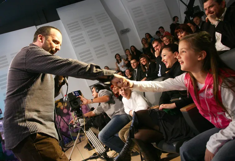 Cetinski je tad imao razloga slaviti, a s njim su fe&scaron;tale najveće zvijezde: Pogledajte ekipu, koliko su se promijenili?