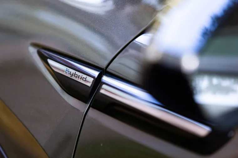 Citro&euml;n predstavio model koji je 'sve u jednom': C5 X spoj je limuzine, karavana i SUV-a, a poznate i cijene u Hrvatskoj