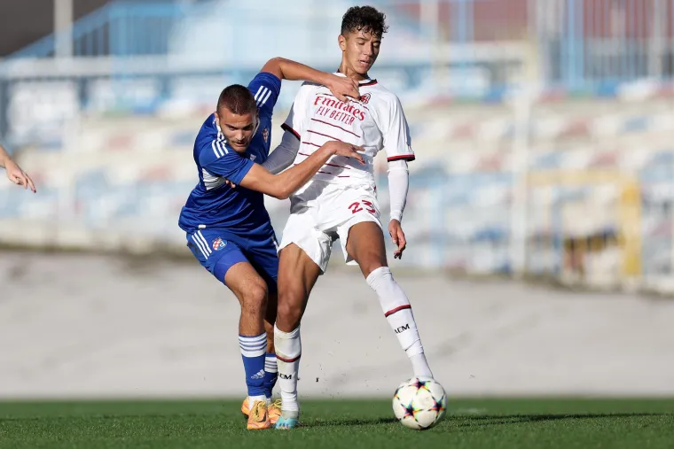 Mladi dinamovci dali su sve od sebe protiv vr&scaron;njaka iz Milana: Ustanite i zaplje&scaron;ćite im