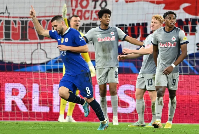 Genijalni Mateo Kovačić vodi veliku bitku u Salzburgu i uništava