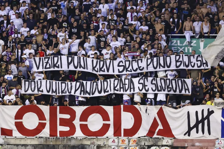 Zanimljiv prizor na tribinama Poljuda. Pogledajte tko je sve došao gledati Hajduk, možda je među njima i budući trener?