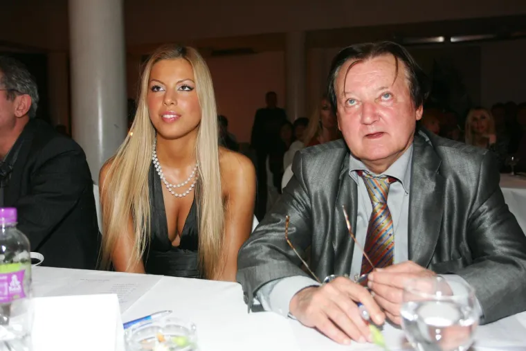 Tina Katanić, Josip Rikard Gumzej