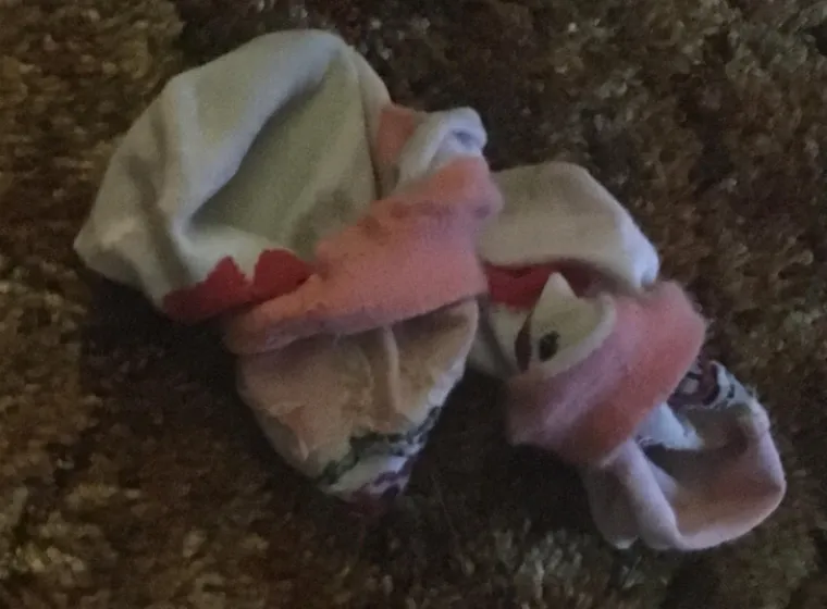 Lijeva čarapa koja izgleda poput francuskog kuhara