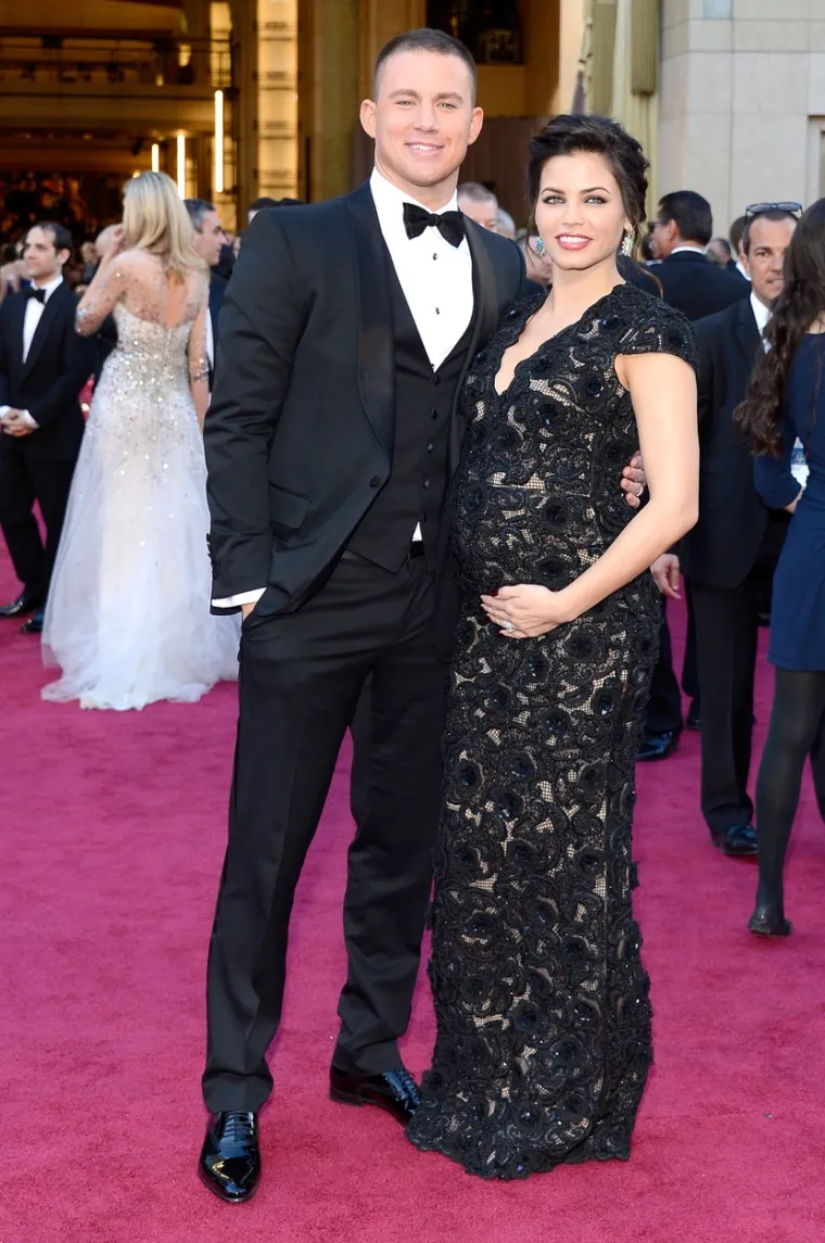 4. Jenna Dewan i Channing Tatum: “S ljubavlju smo odlučili rastati se kao par”, rekli su u izjavi za javnost. “Duboko smo se zaljubili prije toliko godina i imali smo čarobno zajedničko putovanje. Apsolutno se ništa nije promijenilo u tome koliko se volimo, ali ljubav je prekrasna avantura koja nas za sada vodi različitim putevima.”