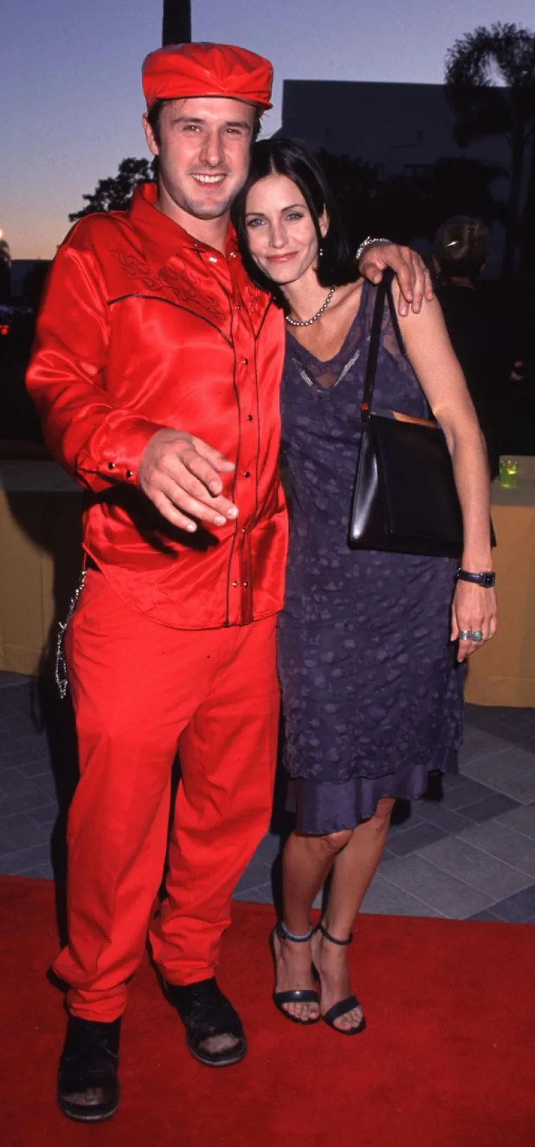 7. Courteney Cox i David Arquette: Courteney Cox nazvala je Davida Arquettea svojim &quot;najboljim prijateljem na svijetu&quot; u intervjuu s Ellen DeGeneres nakon razlaza para 2013. &quot;Volim ga&quot;, rekla je. “Sada cijenim Davida više nego ikad. Mislim, teško je. Ne preporučujem razvod, općenito, ali, znaš, on je moj najbolji prijatelj i oboje smo odrasli i promijenili se.” Tjedan dana kasnije, Arquette je ponovio te osjećaje za People. &quot;Ona je nevjerojatna&quot;, rekao je. &quot;I ja nju volim, i ona je nevjerojatna osoba, prekrasna osoba.&quot;