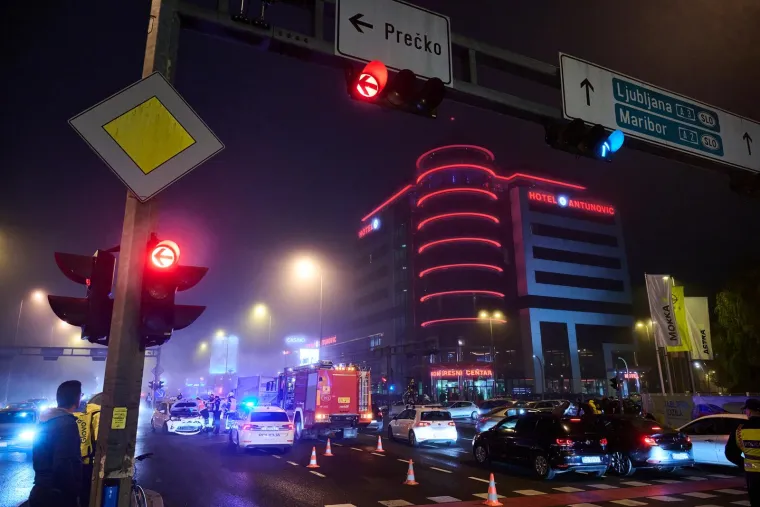 Te&scaron;ka prometna u Zagrebu: Vatrogasci imali pune ruke posla, pogledajte scene s mjesta nesreće