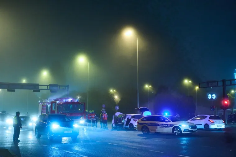 Te&scaron;ka prometna u Zagrebu: Vatrogasci imali pune ruke posla, pogledajte scene s mjesta nesreće