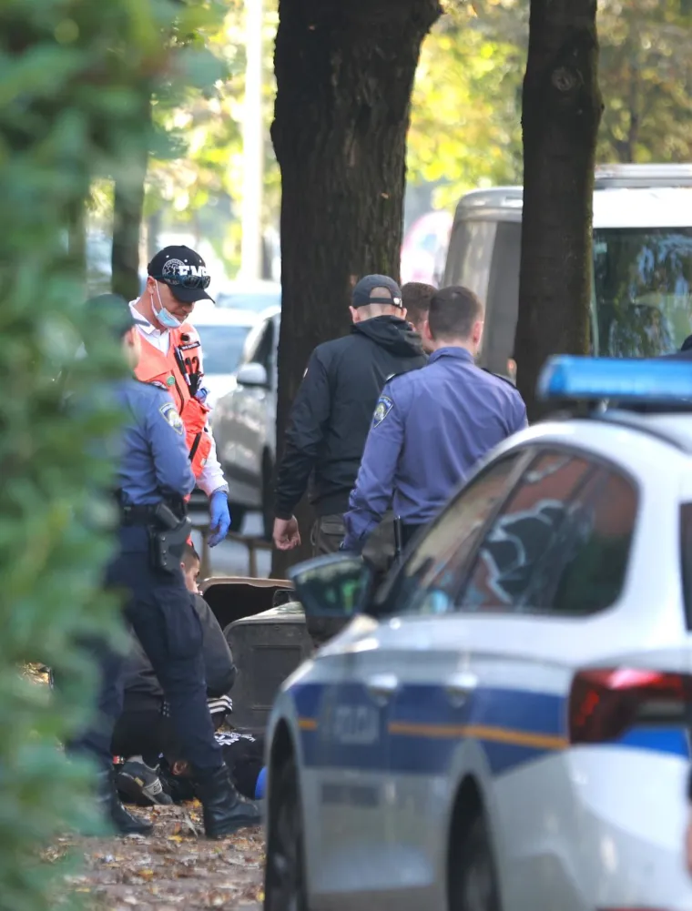 Pogledajte popri&scaron;te makljaže i &scaron;to je sve policija zatekla na mjestu zločina: Jedan teže ozlijeđeni
