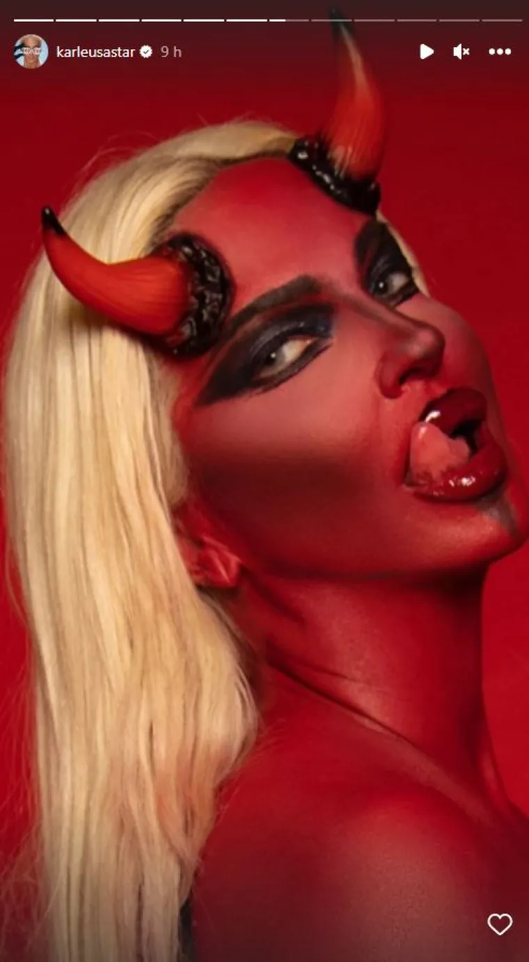 Jelena Karleuša osvanula kao vražica, cijela gola i obojena crvenom bojom: Jedni 'žele s njom u pakao', a drugi tvrde da je 'pukla odavno'