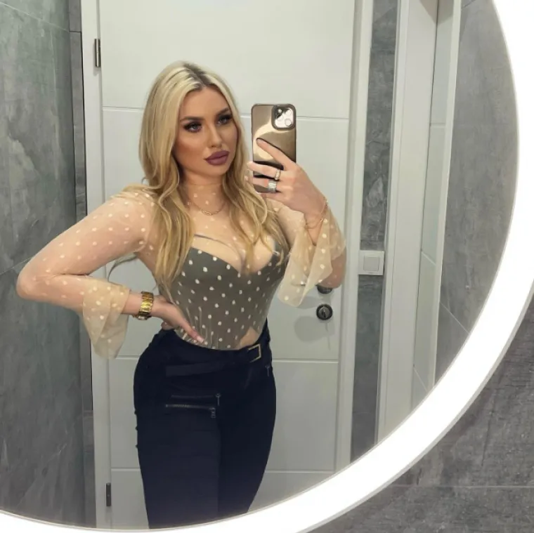 Najseksi hrvatsku liječnicu dočekao hladan tuš u Parizu, sve je snimila: 'Život nije Instagram, ne budi kao Petra!'