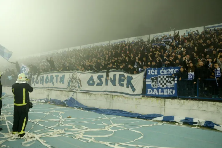 Osijek - Dinamo 7 609