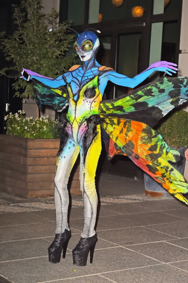 Heidi Klum se ozbiljno priprema za Helloween: Pozirala je gola i pokazala dijelove tijela koje pod hitno mora osunčati