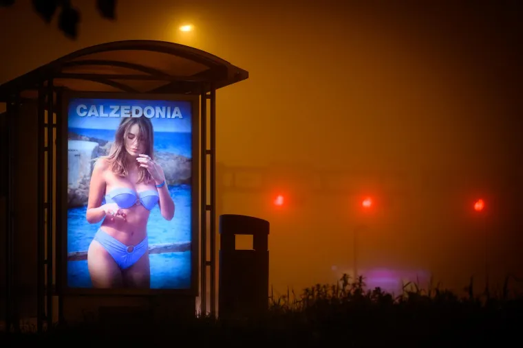 U 'Noći vještica' Zagreb je potpuno utonuo u maglu, ovo su prizori iz metropole