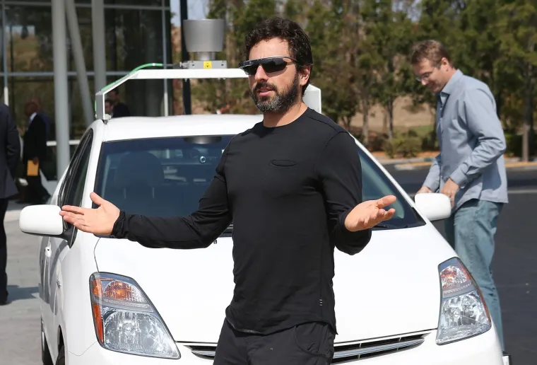 Također suosnivač Google-a, Sergey Brin, težak je 89 milijardi dolara. Rođen u Moskvi, upisao se na Sveučilište Maryland kako bi studirao informatiku i matematiku - što mu je pomoglo da dođe do ovog pozamašnog iznosa.