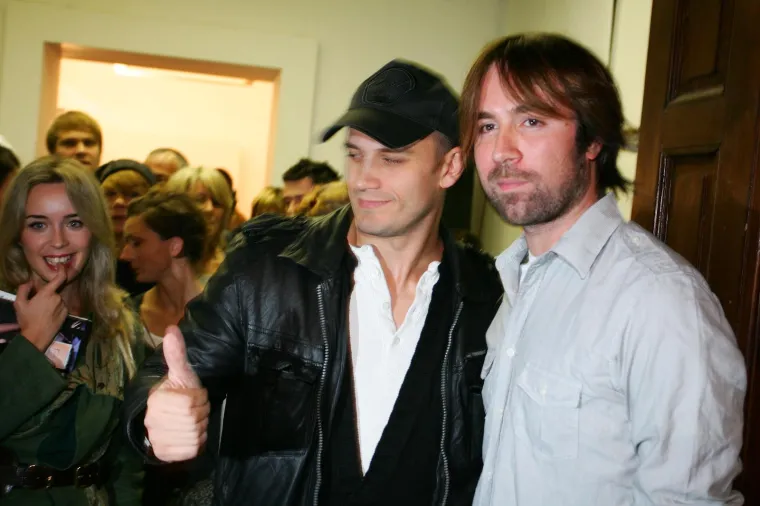 Robert Drago, Viktor Sever