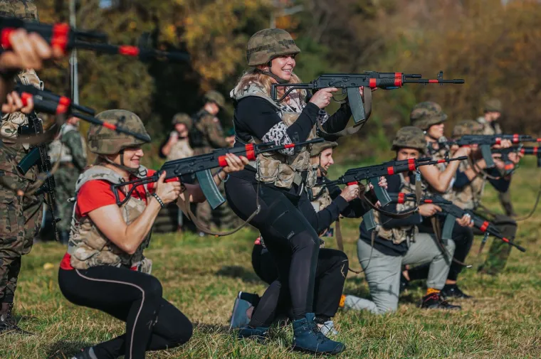 Poljaci dižu bodljikavu žicu na granici s Rusijom, civili prolaze obuku: Od ovih prizora nikome neće biti svejedno