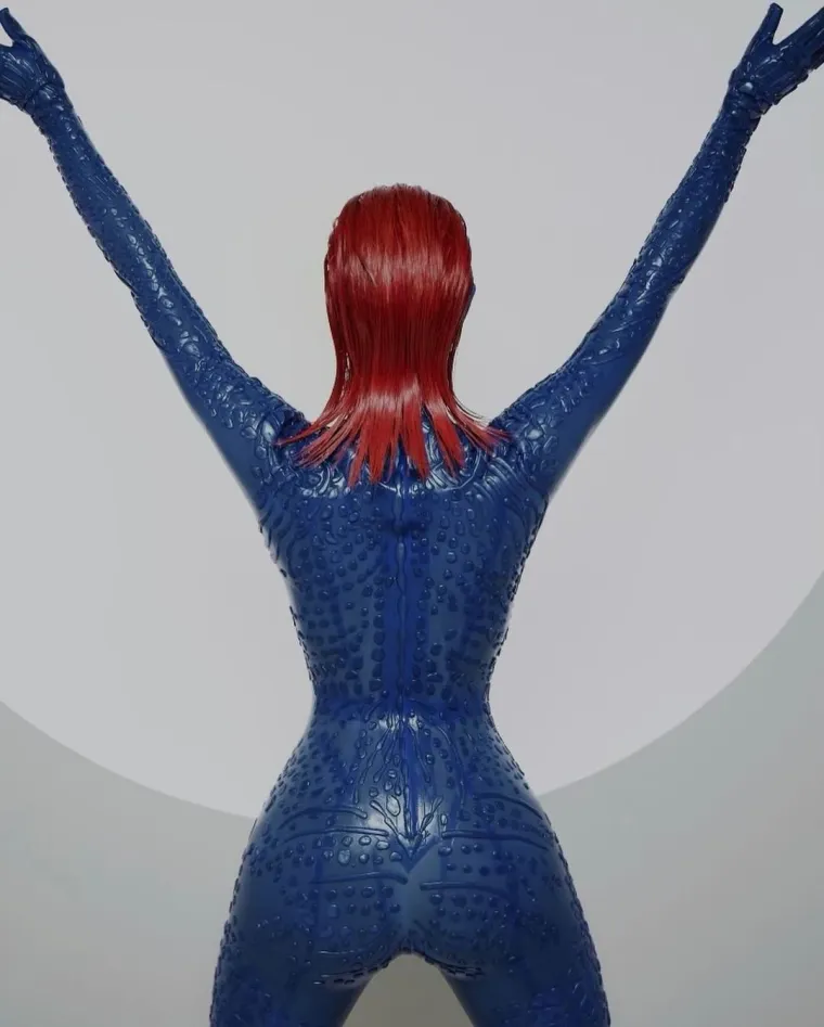 Mystique Kim Kardashian vs. kaubojka Kendall Jenner: Koja je bolje prezentirala svoju slavnu guzu?