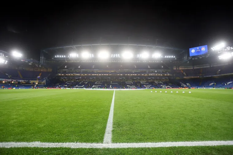 Sve je spremno za okr&scaron;aj u Londonu: Ovako izgleda kultni Stamford Bridge uoči utakmice Dinama i Chelseaja