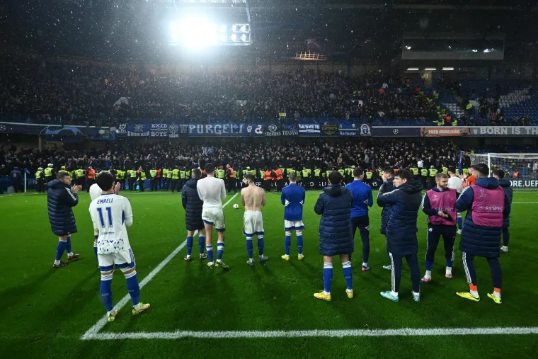 Boysi su u jednom trenutku poludjeli i pali u (ne)viđeni trans, Englezi gledali u čudu: 'Ovog kod nas nema'