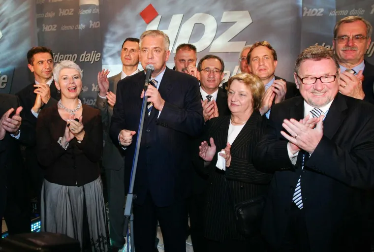 Jadranka Kosor objavila selfie i sve odu&scaron;evila. A sjećate li se kako je izgledala kad je bila poznata po izjavi 'kud Ivo, tud i ja'?