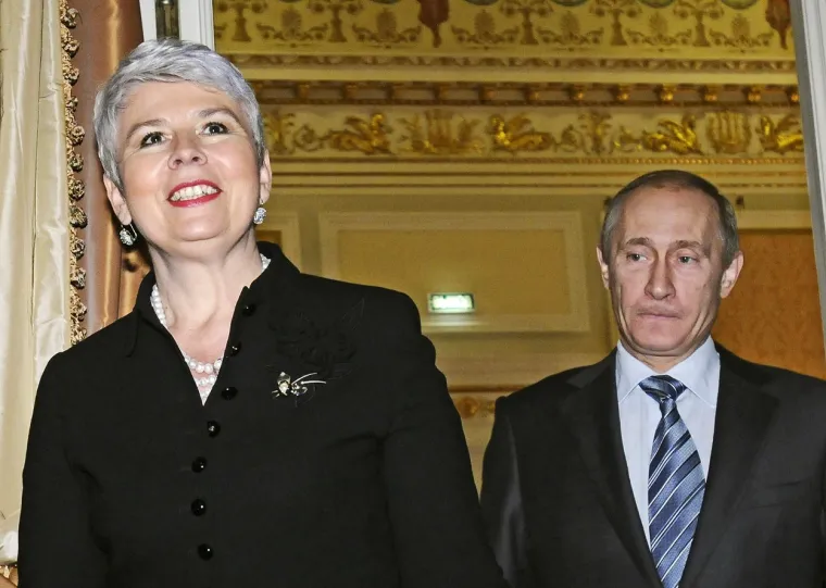 Jadranka Kosor objavila selfie i sve odu&scaron;evila. A sjećate li se kako je izgledala kad je bila poznata po izjavi 'kud Ivo, tud i ja'?