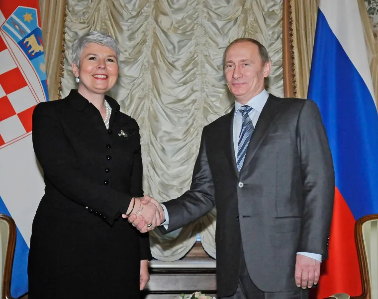 Jadranka Kosor objavila selfie i sve odu&scaron;evila. A sjećate li se kako je izgledala kad je bila poznata po izjavi 'kud Ivo, tud i ja'?