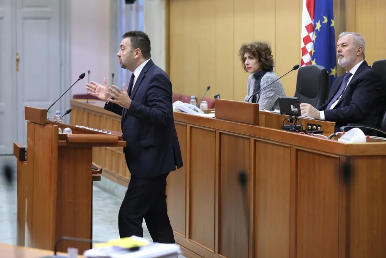 U Saboru danas samo slobodni govori i glasovanje