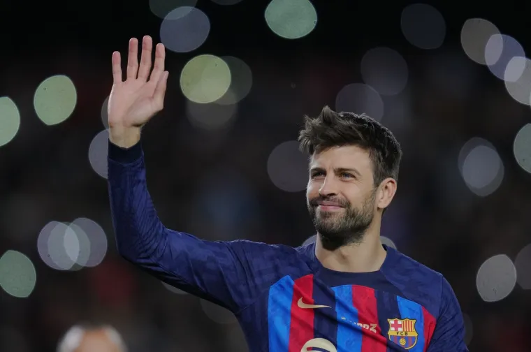 Emotivne scene na Nou Campu: Barcelonu napustila legenda, Gerard Pique u suzama se oprostio od nogometa