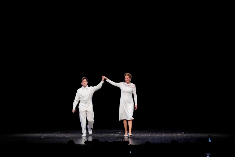 Doris Pinčić i njen dečko po prvi se put zajedno pojavili u javnosti: Zagrljeni i sretni vi&scaron;e ne kriju svoju ljubav