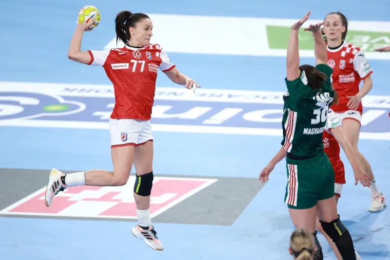 Pogledajte borbu Kraljica &scaron;oka koje su ostavile srce i ugasile mađarsku euforiju