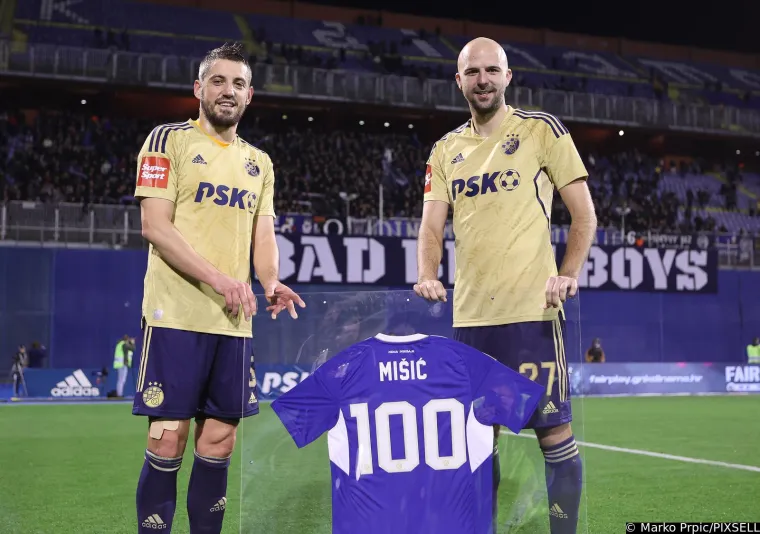 Pogledajte lijepe kadrove kada je najpodcijenjeniji Dinamov igrač dobio cijenjenu nagradu od kapetana