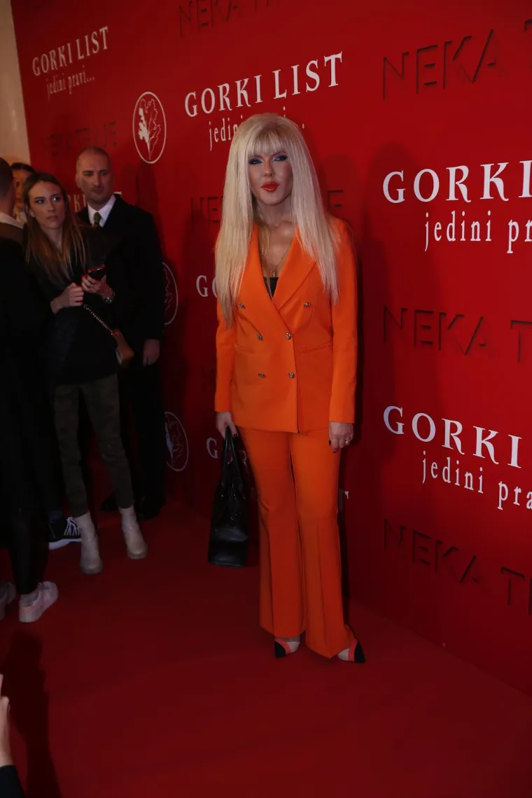 Mama Jasna i kći Lea Milenković nakon silnih korekcija liče kao jaje jajetu, ali pr&scaron;te od ponosa: 'Moje lice je dokaz da Bog postoji'