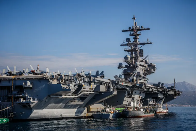 Novinari na američkoj grdosiji od 100.000 tona: 'U minuti i pol možemo lansirati 4 aviona'